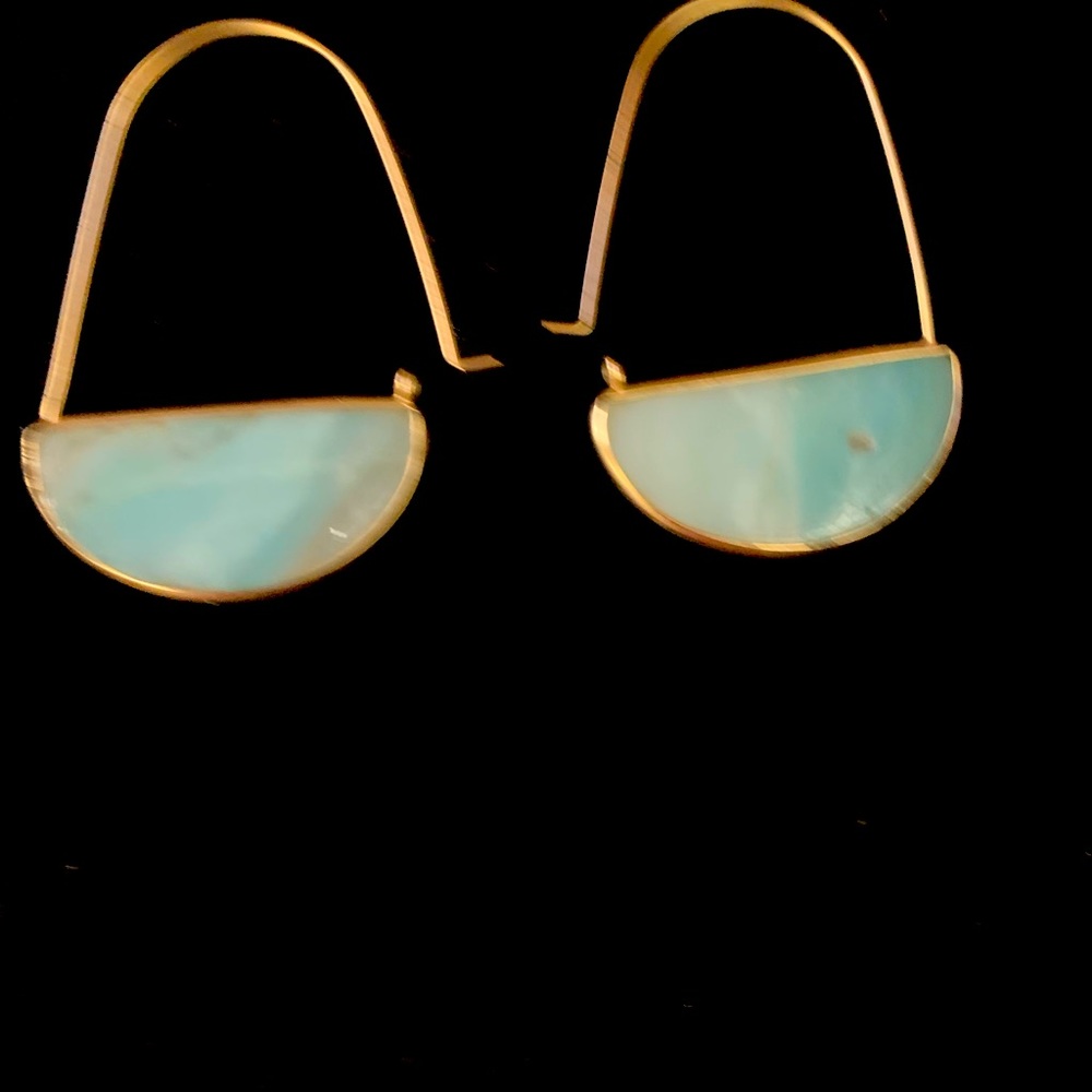 Turquoise and gold earrings. Like new